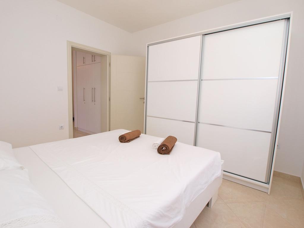 396 Apartment